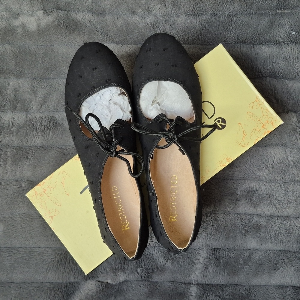 Restricted Women's Black Balletcore Coquette Girl Flats Size 8 New In Box